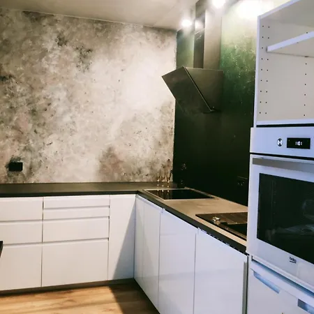 Amrai Apartment *