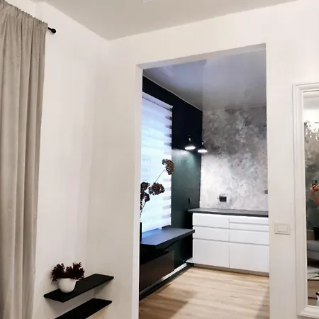 Апартаменти Amrai *